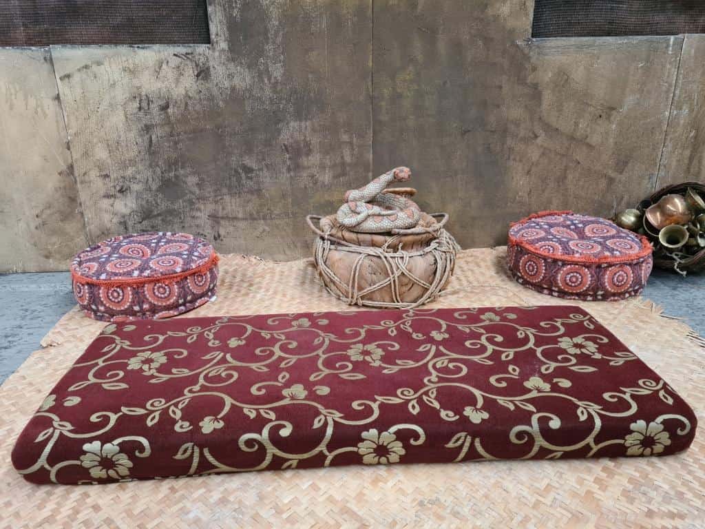 genoeg Sluiting Confronteren Verhuur themadecoratie | Marokkaanse matras dun | €10,00 | 1001-nacht